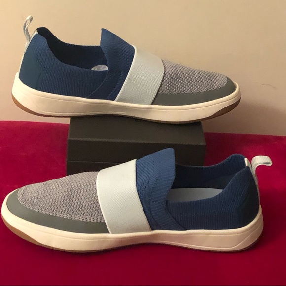 Lands’ End Slip On Casual Shoes NWOT - Picture 1 of 9